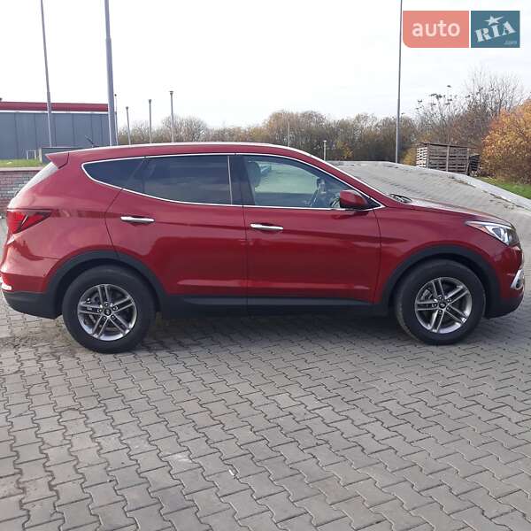 Внедорожник / Кроссовер Hyundai Santa FE 2017 в Тернополе
