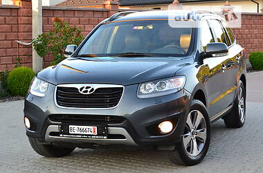 Внедорожник / Кроссовер Hyundai Santa FE 2013 в Ровно