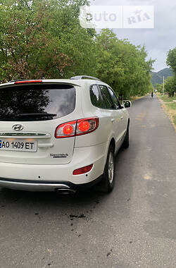 Внедорожник / Кроссовер Hyundai Santa FE 2012 в Тячеве