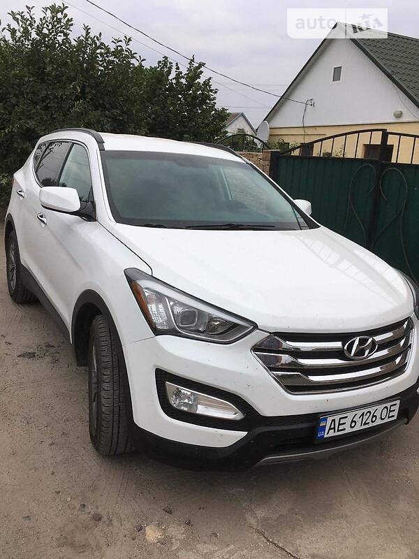 Позашляховик / Кросовер Hyundai Santa FE 2015 в Запоріжжі