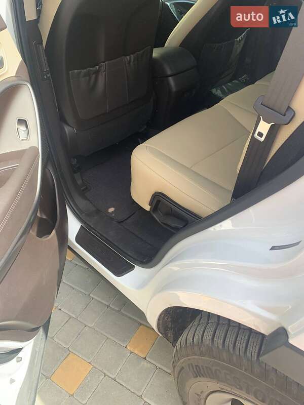 Позашляховик / Кросовер Hyundai Santa FE 2016 в Одесі