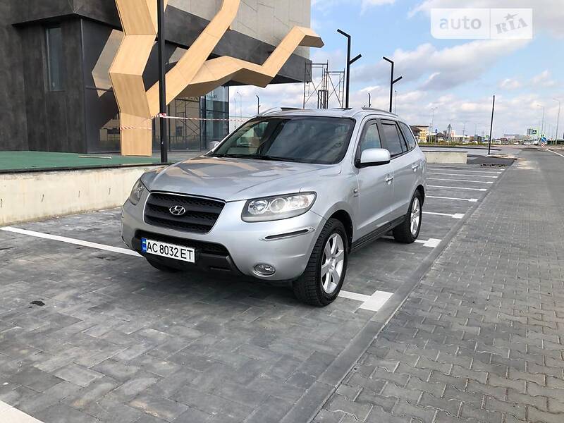 Внедорожник / Кроссовер Hyundai Santa FE 2007 в Луцке