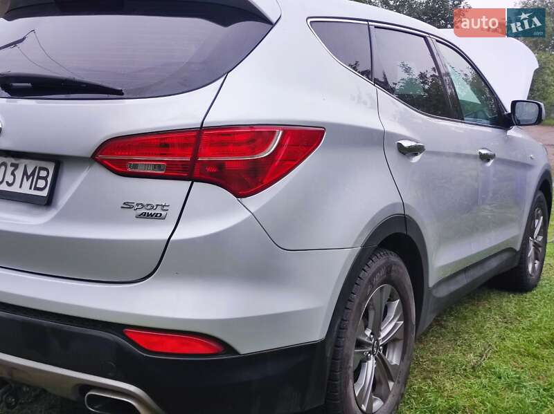 Позашляховик / Кросовер Hyundai Santa FE 2015 в Кривому Розі