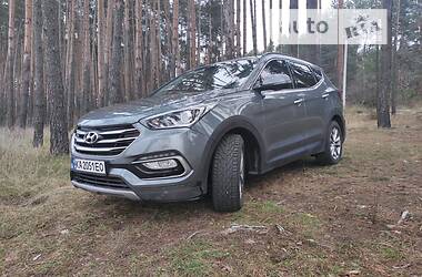 Внедорожник / Кроссовер Hyundai Santa FE 2017 в Киеве