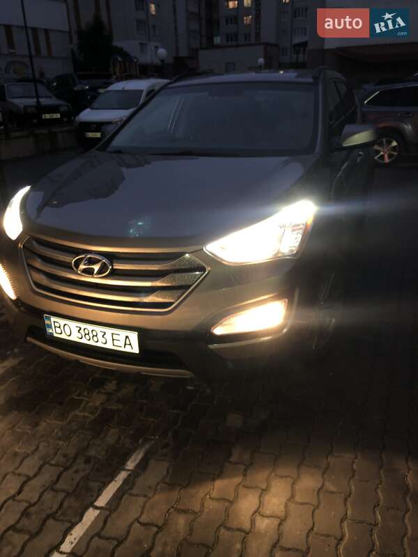 Внедорожник / Кроссовер Hyundai Santa FE 2015 в Тернополе фото 17 Внедорожник / Кроссовер Hyundai Santa FE 2015 в Тернополе