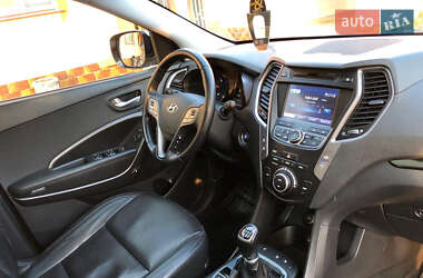 Универсал Hyundai Santa FE 2012 в 