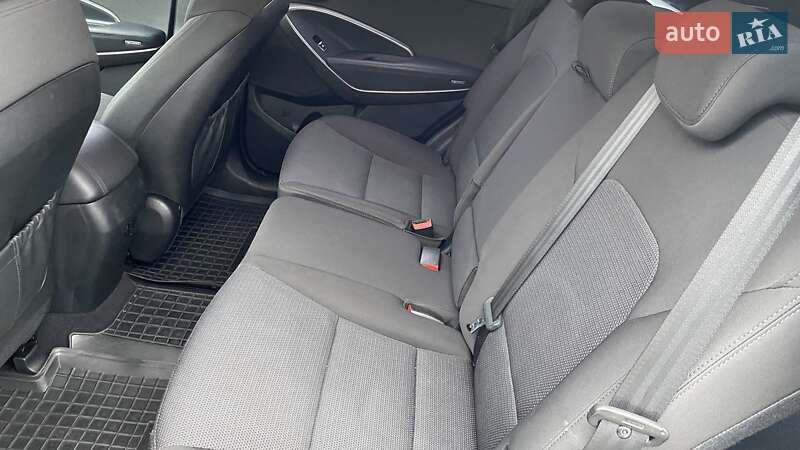 Позашляховик / Кросовер Hyundai Santa FE 2012 в Богодухіву