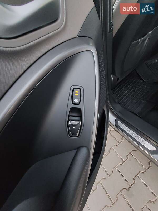 Позашляховик / Кросовер Hyundai Santa FE 2013 в Одесі