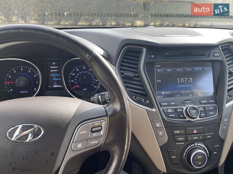 Позашляховик / Кросовер Hyundai Santa FE 2012 в Дніпрі