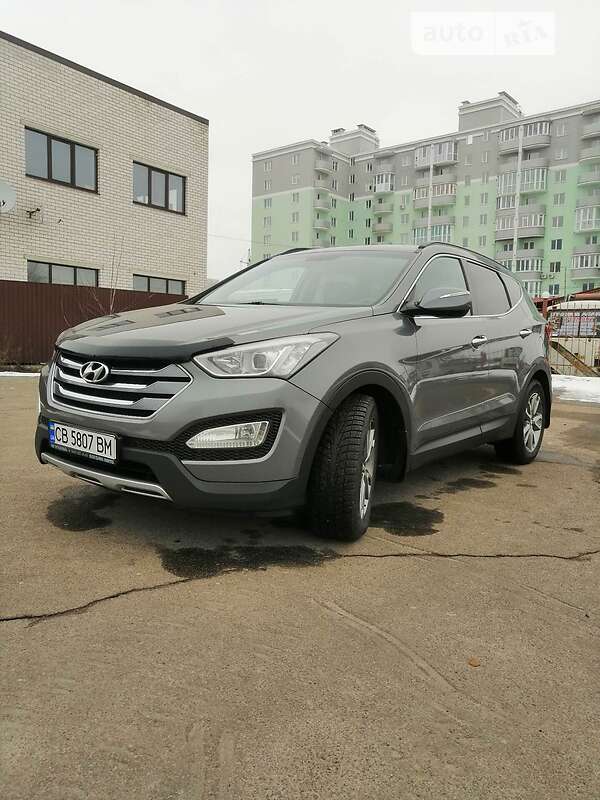 Внедорожник / Кроссовер Hyundai Santa FE 2012 в Чернигове