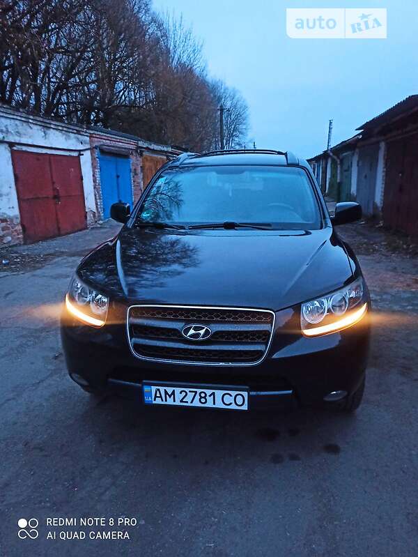 Внедорожник / Кроссовер Hyundai Santa FE 2006 в Житомире