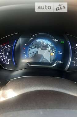 Позашляховик / Кросовер Hyundai Santa FE 2020 в Чернівцях