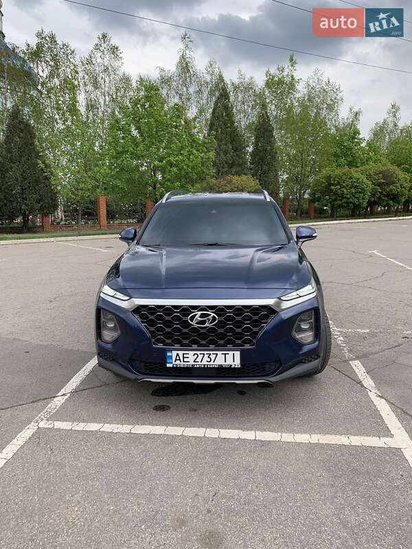Внедорожник / Кроссовер Hyundai Santa FE 2018 в Кривом Роге