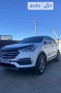 Внедорожник / Кроссовер Hyundai Santa FE 2018 в Бердичеве