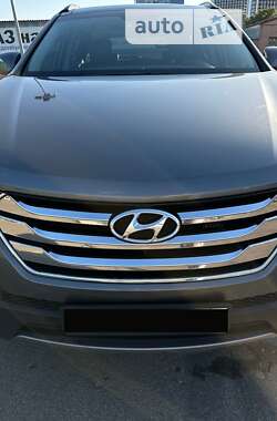 Внедорожник / Кроссовер Hyundai Santa FE 2013 в Киеве