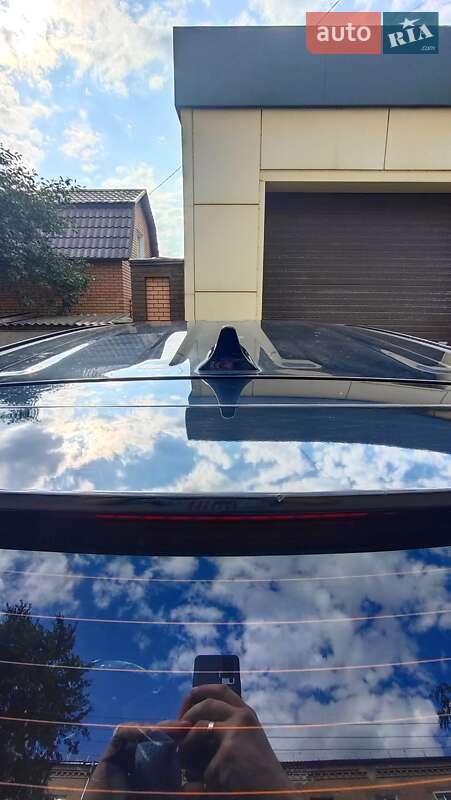 Позашляховик / Кросовер Hyundai Santa FE 2016 в Кривому Розі