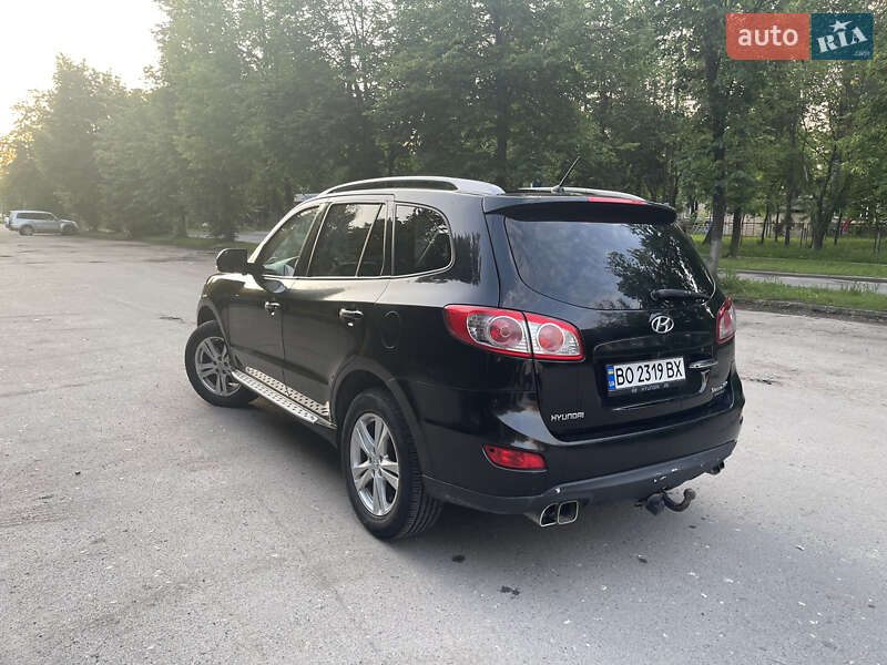 Внедорожник / Кроссовер Hyundai Santa FE 2011 в Тернополе