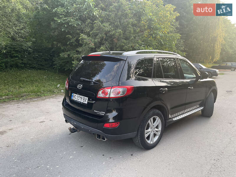 Внедорожник / Кроссовер Hyundai Santa FE 2011 в Тернополе