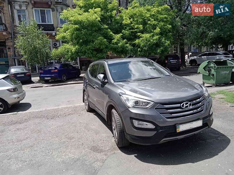 Внедорожник / Кроссовер Hyundai Santa FE 2014 в Одессе