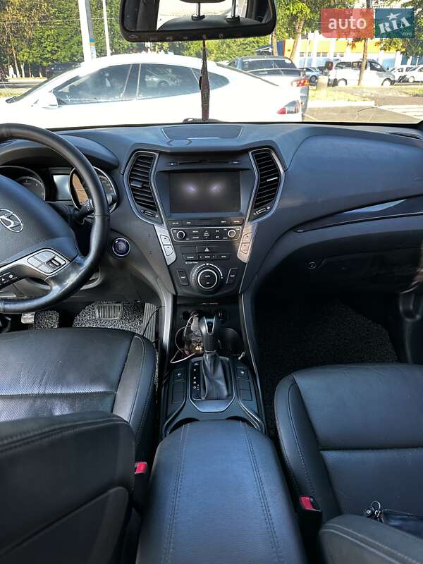Внедорожник / Кроссовер Hyundai Santa FE 2015 в Одессе фото 3 Внедорожник / Кроссовер Hyundai Santa FE 2015 в Одессе