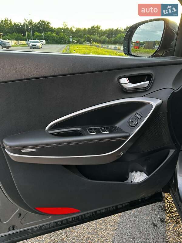 Позашляховик / Кросовер Hyundai Santa FE 2014 в Львові