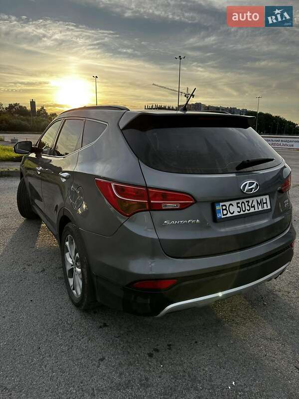 Позашляховик / Кросовер Hyundai Santa FE 2014 в Львові