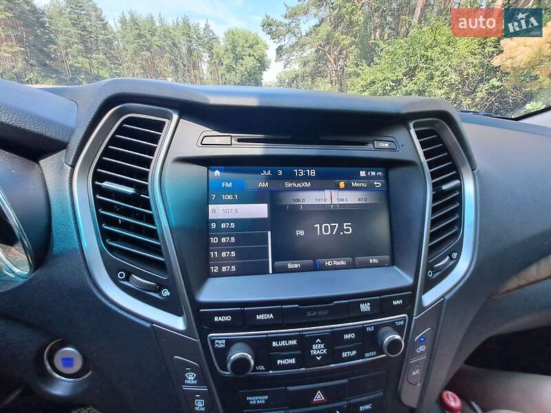 Позашляховик / Кросовер Hyundai Santa FE 2017 в Чорнобаї