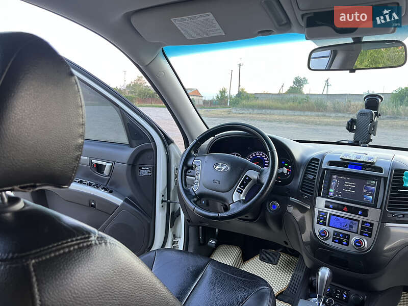Позашляховик / Кросовер Hyundai Santa FE 2010 в Тростянці фото 49 Позашляховик / Кросовер Hyundai Santa FE 2010 в Тростянці