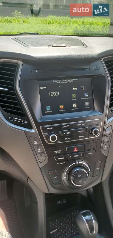 Внедорожник / Кроссовер Hyundai Santa FE 2016 в Ивано-Франковске