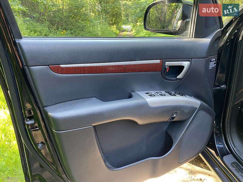 Позашляховик / Кросовер Hyundai Santa FE 2007 в Надвірній