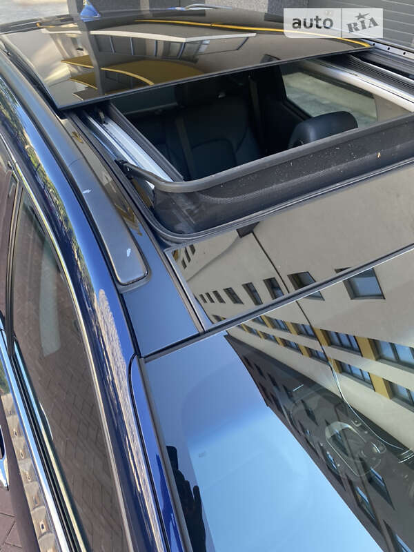 Внедорожник / Кроссовер Hyundai Santa FE 2017 в Ивано-Франковске