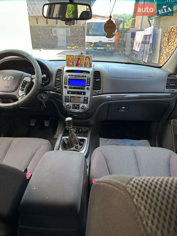 Позашляховик / Кросовер Hyundai Santa FE 2011 в Ужгороді фото 8 Позашляховик / Кросовер Hyundai Santa FE 2011 в Ужгороді