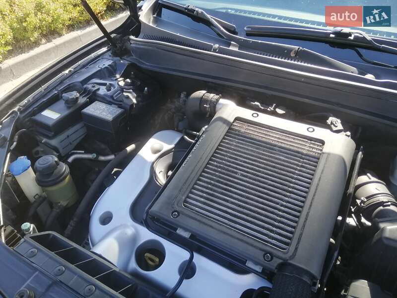 Позашляховик / Кросовер Hyundai Santa FE 2006 в Житомирі