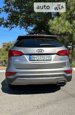 Позашляховик / Кросовер Hyundai Santa FE 2016 в 