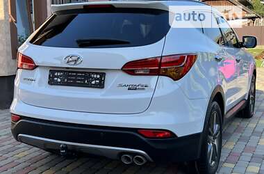 Внедорожник / Кроссовер Hyundai Santa FE 2013 в 