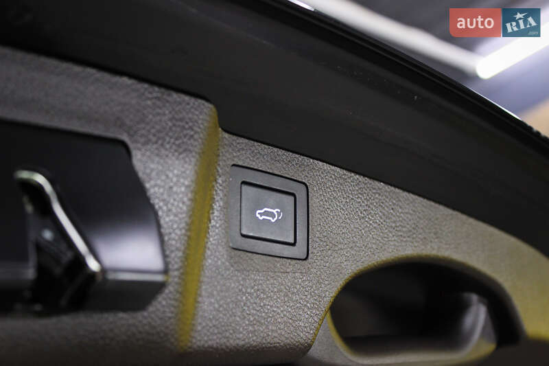 Позашляховик / Кросовер Hyundai Santa FE 2018 в Одесі фото 8 Позашляховик / Кросовер Hyundai Santa FE 2018 в Одесі