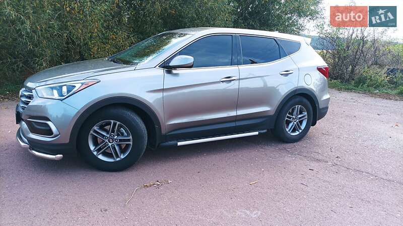 Позашляховик / Кросовер Hyundai Santa FE 2017 в Овручі