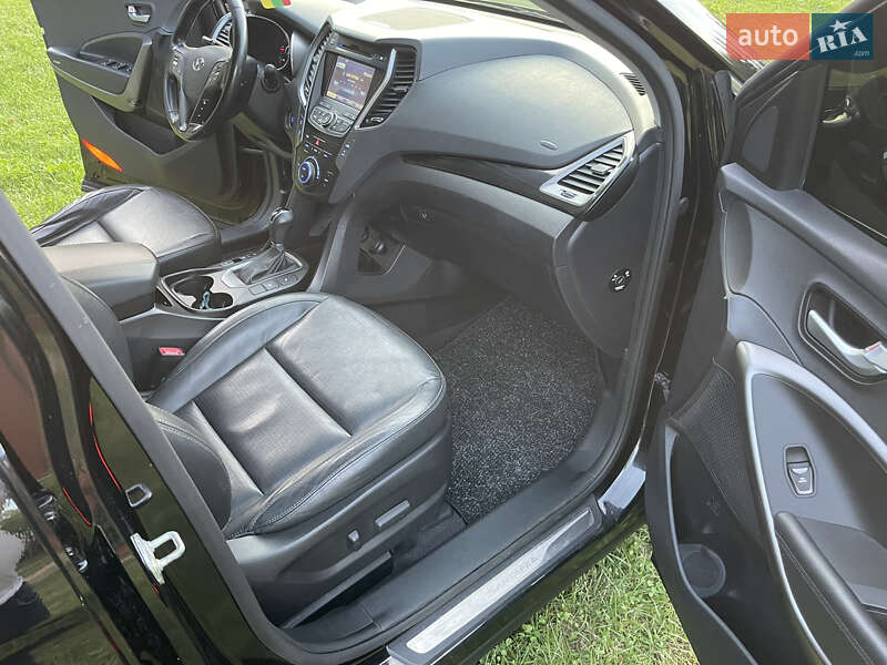 Позашляховик / Кросовер Hyundai Santa FE 2012 в Самборі