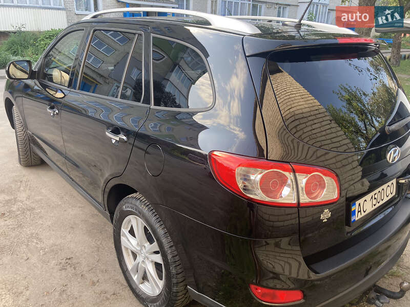 Позашляховик / Кросовер Hyundai Santa FE 2010 в Володимирі фото 4 Позашляховик / Кросовер Hyundai Santa FE 2010 в Володимирі