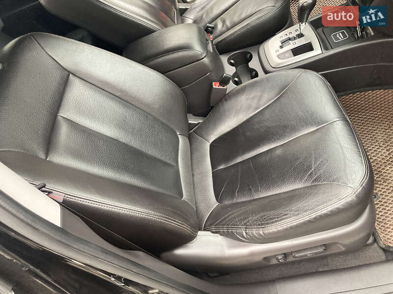 Позашляховик / Кросовер Hyundai Santa FE 2010 в Володимирі фото 28 Позашляховик / Кросовер Hyundai Santa FE 2010 в Володимирі
