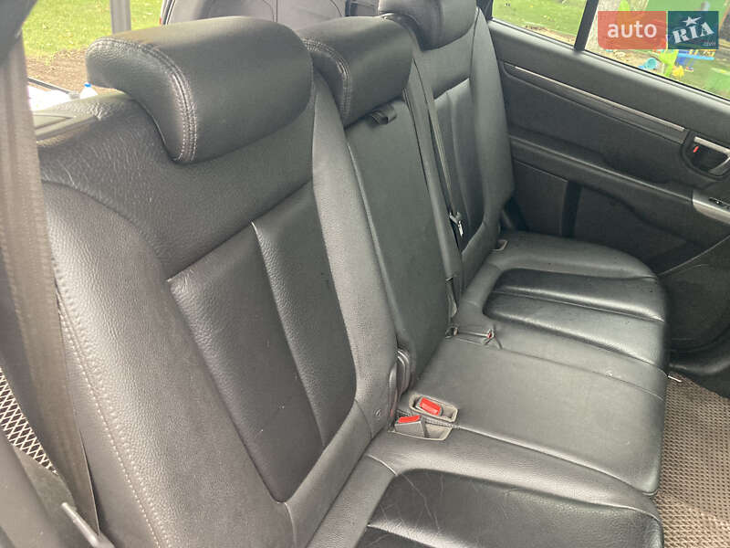 Позашляховик / Кросовер Hyundai Santa FE 2010 в Володимирі фото 47 Позашляховик / Кросовер Hyundai Santa FE 2010 в Володимирі