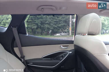 Внедорожник / Кроссовер Hyundai Santa FE 2013 в 