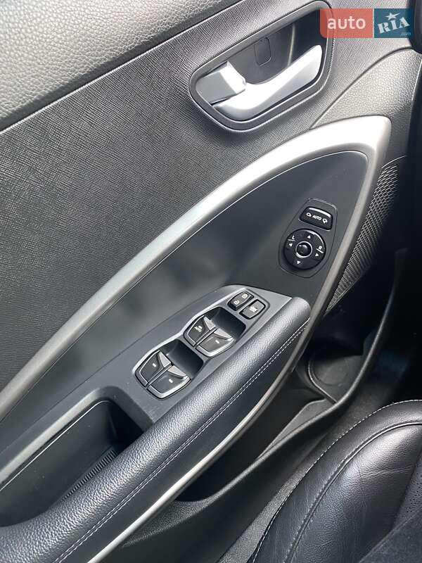 Позашляховик / Кросовер Hyundai Santa FE 2013 в Дрогобичі фото 16 Позашляховик / Кросовер Hyundai Santa FE 2013 в Дрогобичі