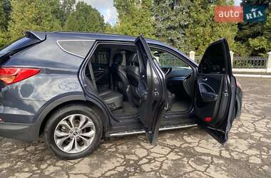 Внедорожник / Кроссовер Hyundai Santa FE 2013 в 