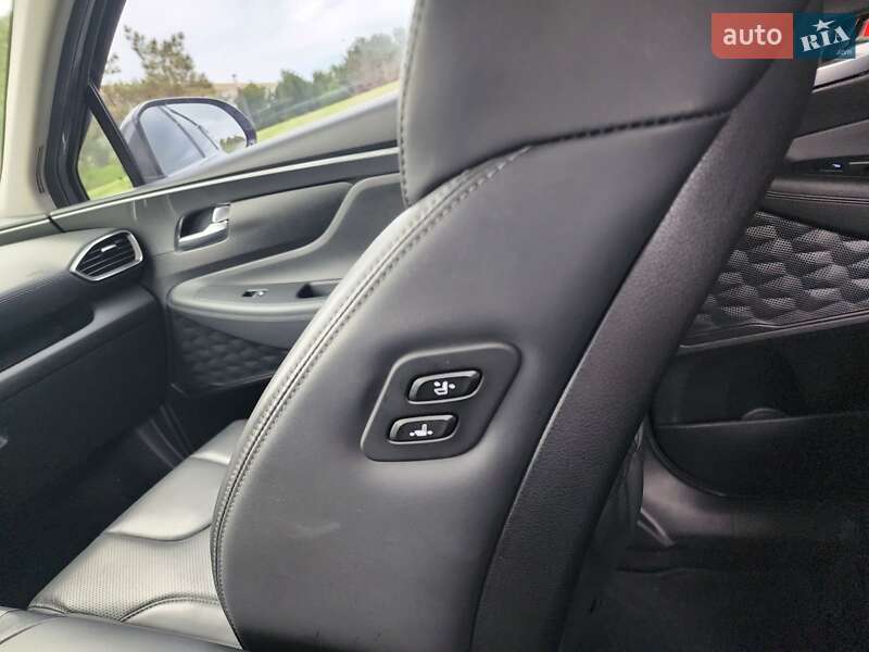 Внедорожник / Кроссовер Hyundai Santa FE 2020 в Днепре
