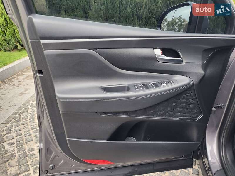 Внедорожник / Кроссовер Hyundai Santa FE 2020 в Днепре