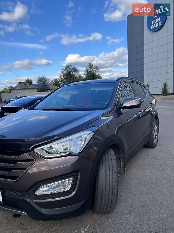 Внедорожник / Кроссовер Hyundai Santa FE 2014 в Кривом Роге