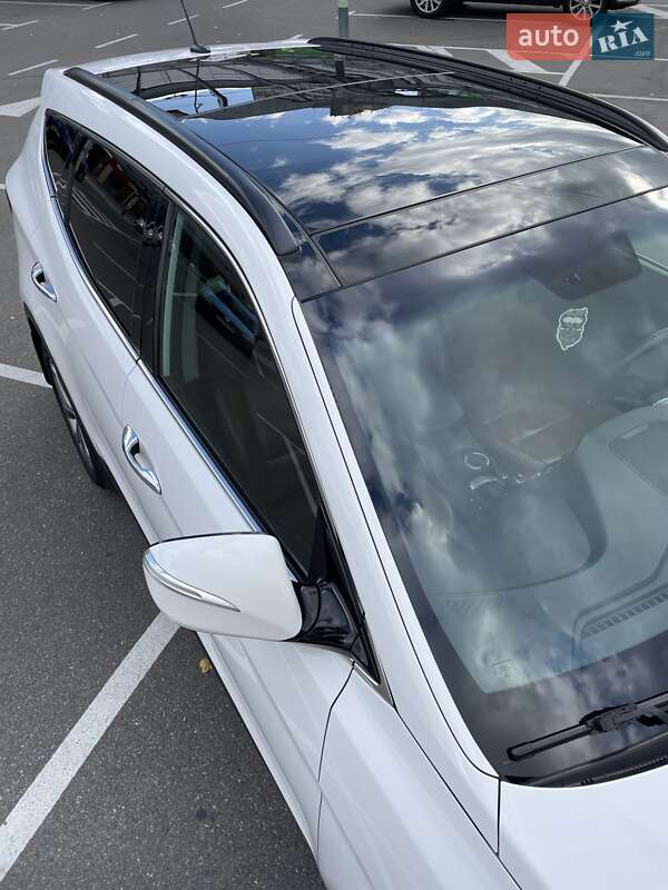 Позашляховик / Кросовер Hyundai Santa FE 2013 в Києві