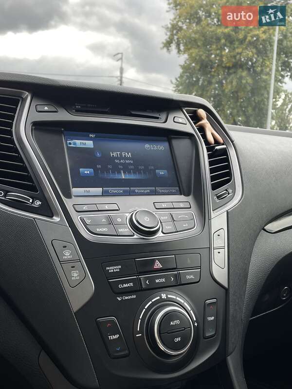 Позашляховик / Кросовер Hyundai Santa FE 2013 в Києві