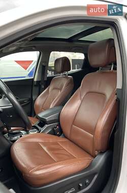 Внедорожник / Кроссовер Hyundai Santa FE 2013 в Киеве